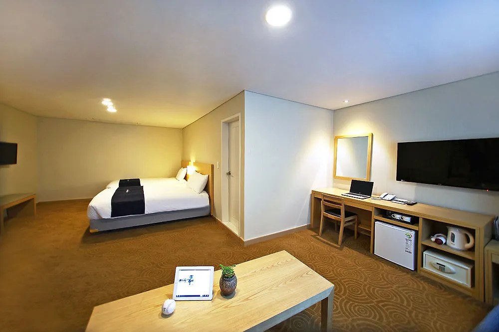 Towerhill Hotel Busan