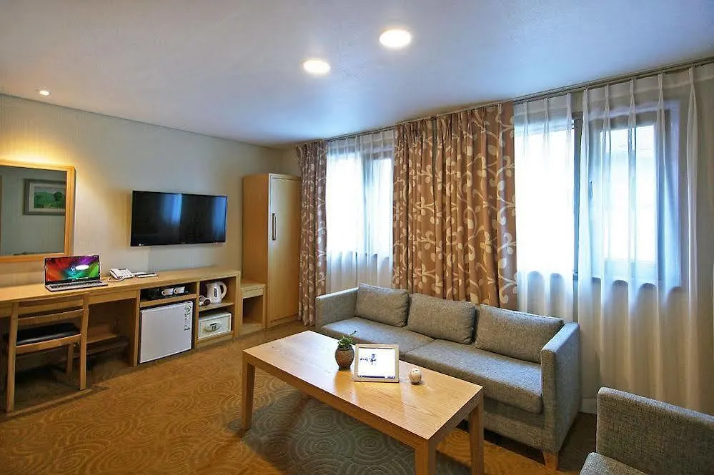 Towerhill Hotel Busan